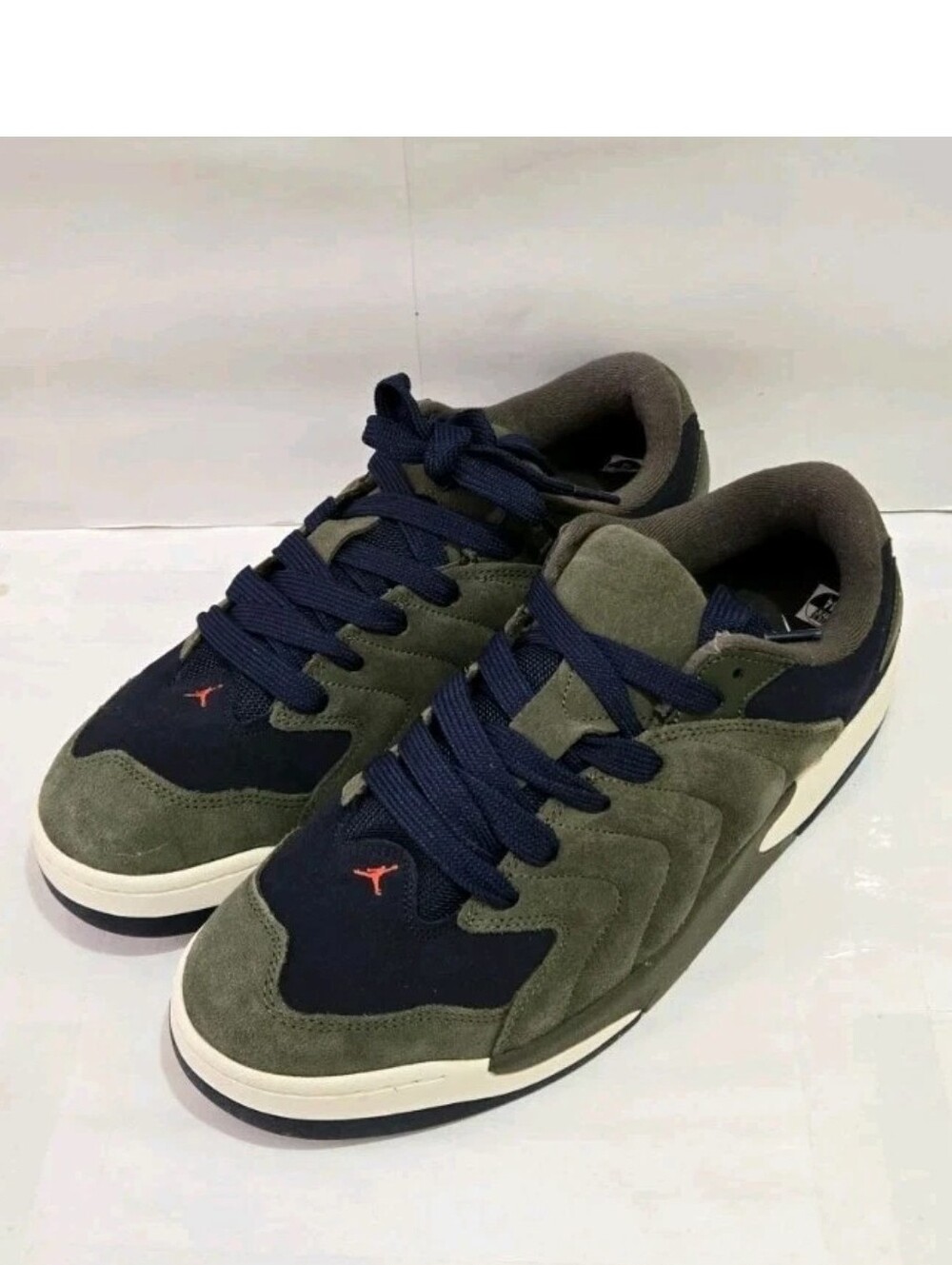 Jordan Session Men's sneakers in the Cargo Khaki/Obsidian